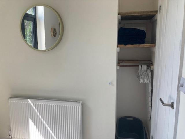 The Salt Box- Lovely Refurbished Annexe, Free Parking, Walk To Porth Beach. Saint Columb Minor Bagian luar foto
